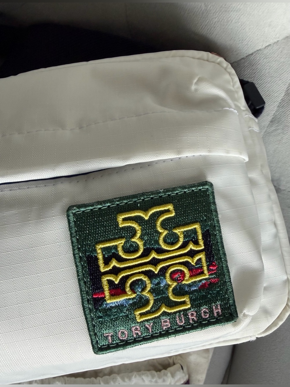 Tory Burch White Nylon Crossbody Bag with Navy Strap and Green Logo Patch - Picture 13 of 16